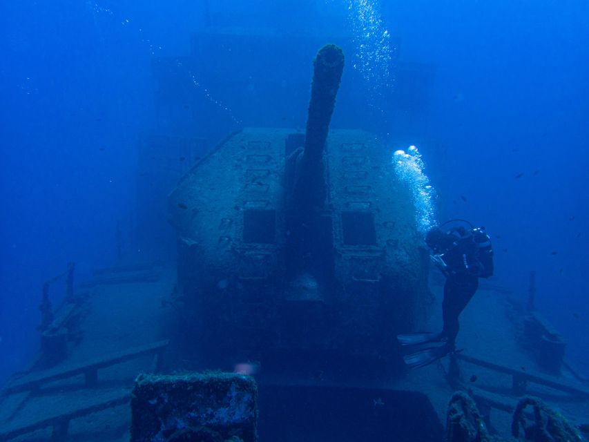 Funchal: Advanced Scuba Diving Afonso Cerqueira Wreck - Who should book this Madeira wreck outing?