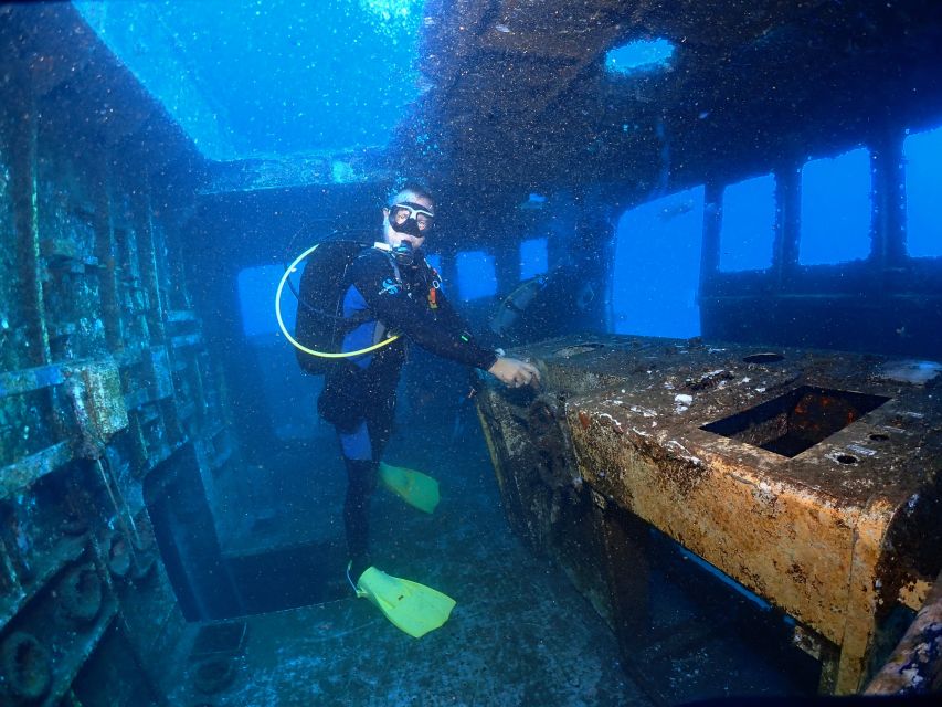 Funchal: Advanced Scuba Diving Afonso Cerqueira Wreck - What the $64 price really includes
