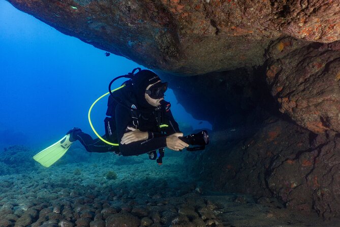 Funchal: Scuba Diving Experience for Beginners - Walking straight to the private reef