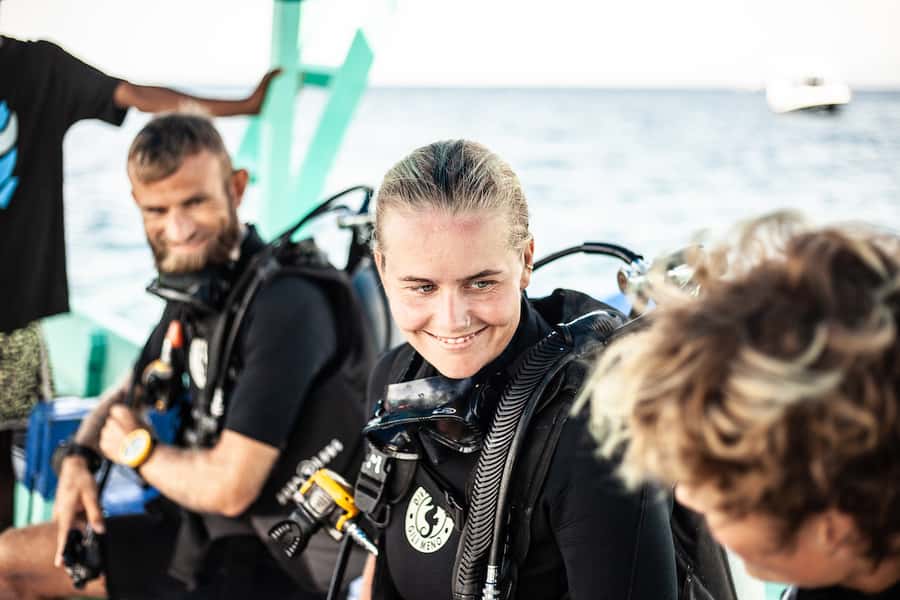 Gili Meno: Discover Scuba Diving for the first time - The pool session builds real confidence