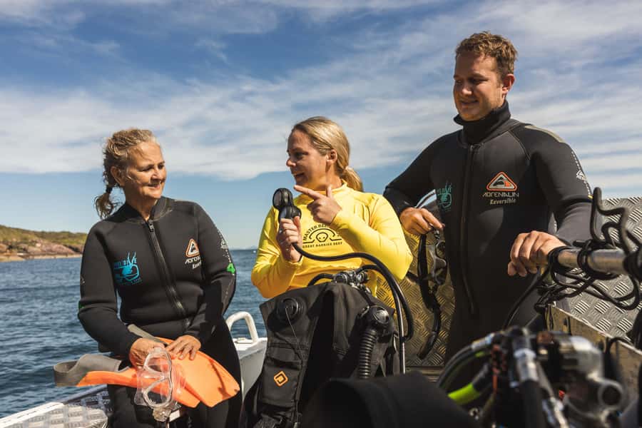 Great Keppel Island: PADI Discover SCUBA Diving - Shallow-water practice before the open-water session