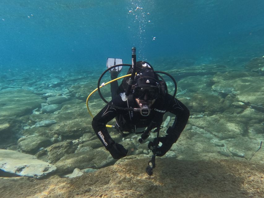 Heraklion: Beginner's intro dive w/2 Dives with transfer. - The break and second underwater session
