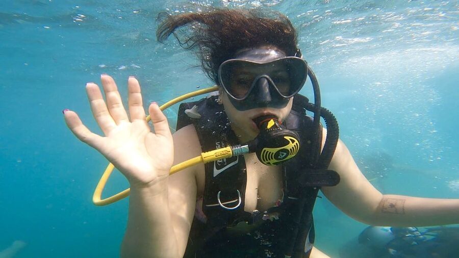 Honolulu: Beginner Scuba Diving Tour With Free Videos - Free videos make the $89 price more useful