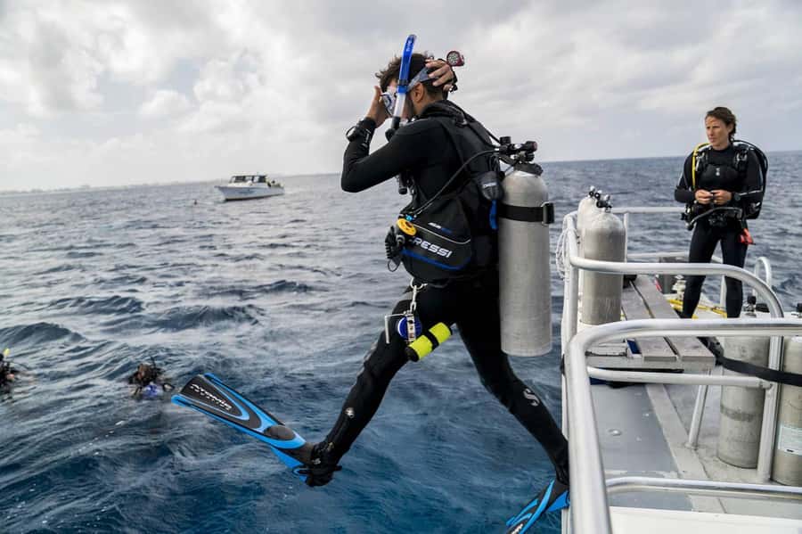 Hurghada: PADI Diving Courses packages - Who will get the most from this experience