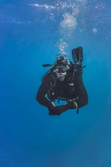 Hurghada: Scuba Diving for Beginners & Certified Divers - Snorkeling for non-divers and younger family members