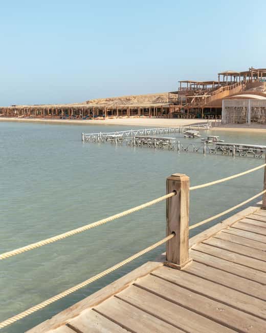 Hurghada: Yacht Trip 2 islands, Diving & Snorkeling W Lunch - Buffet lunch on the Red Sea