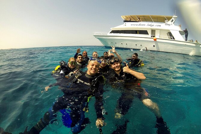 Intro and Professional Scuba Diving Cruise with Lunch in Hurghada - The morning pickup and ride to the Hurghada marina