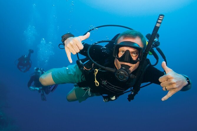 Intro and Professional Scuba Diving Cruise with Lunch in Hurghada - Snorkeling stops for a slower pace