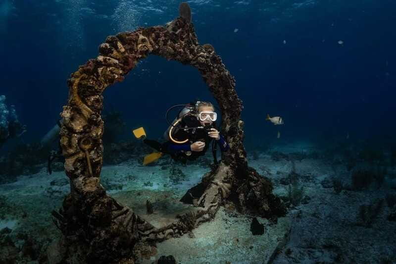 Isla Mujeres: MUSA and the Manchones Reef: 2 Tank Dive Tour - Manchones Reef brings a different mood