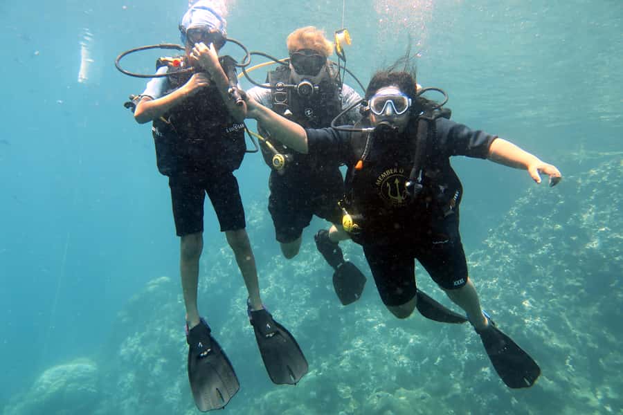 Koh Samui: Discover Scuba Diving - Morning pickup and the trip to the boat