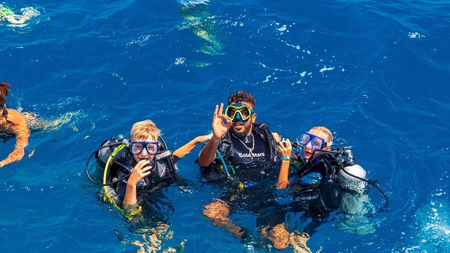 Kusadasi: Scuba Diving for Beginners w/Lunch & Transfer - The 30-minute minibus ride from your hotel