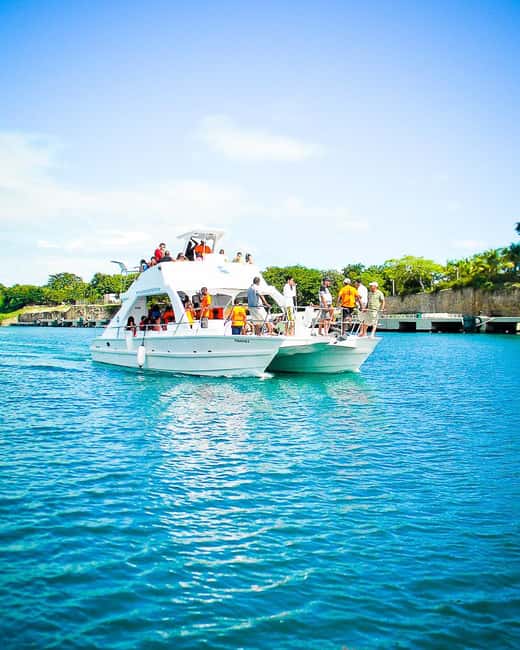 La Romana: Scuba Diving in Catalina Island - From La Romana marina to Catalina Island