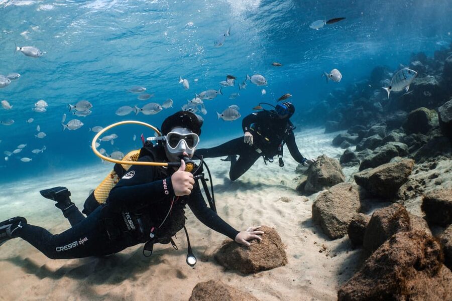 Lanzarote: Scuba Diving for Beginners with 2 Dives - A gentle start for first-time scuba beginners