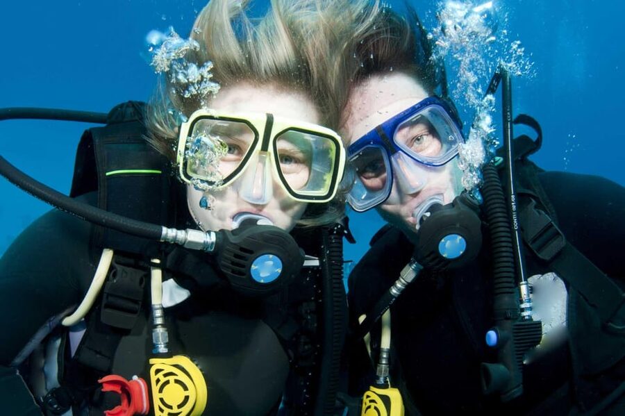 Marmaris: Scuba Diving with a Qualified Instructor - The second 30-minute session: more fish and freer movement