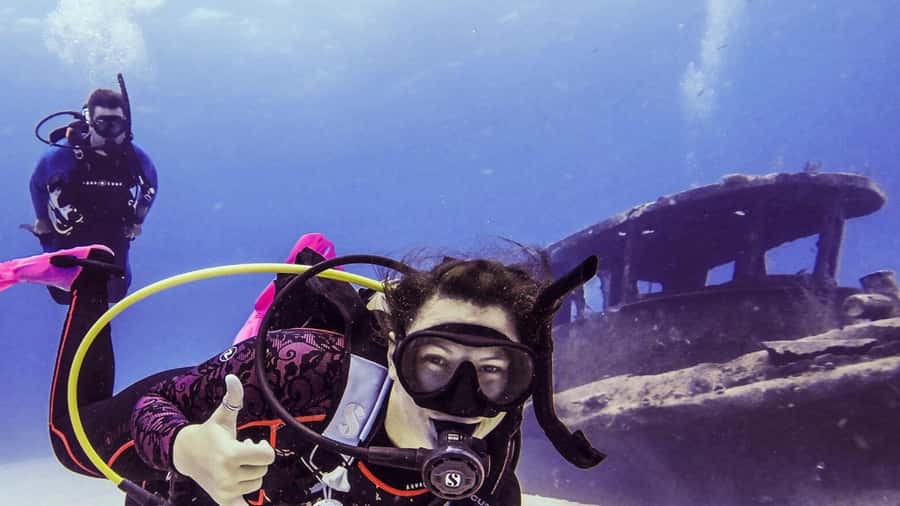 Mauritius: East Belle Mare Scuba Diving Tour - Practicing shallow-water skills before the sea session