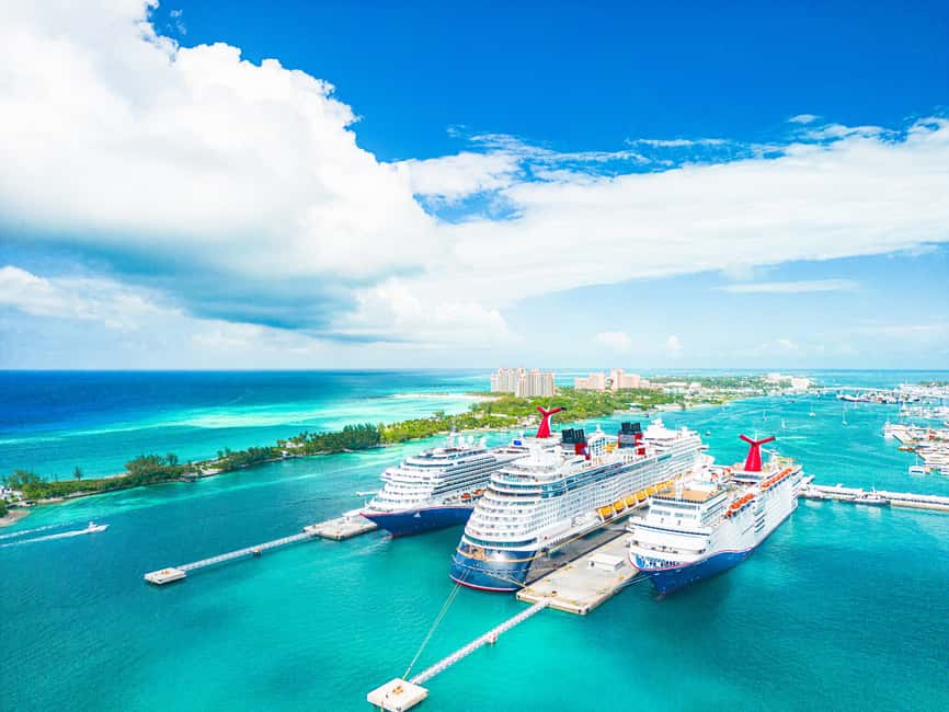 Nassau: SNUBA Diving Island Cruise with Bahamian Lunch - From Elizabeth on Bay to the Sun Cay Islands