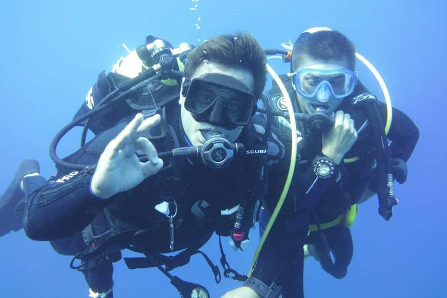 Nice : VIP sea tour with snorkeling & discover scuba - Four things to know before booking