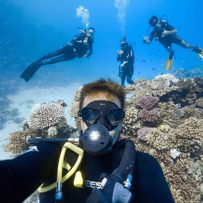 Oludeniz Half Day Scuba Diving Program - Swimming and the 20-minute photo stop