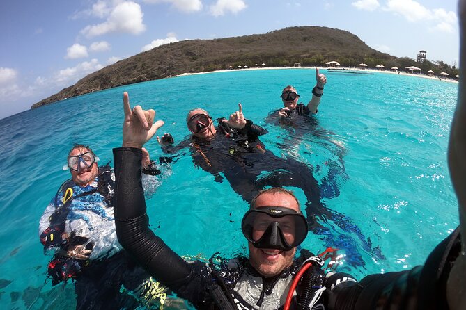 PADI Discover Scuba Dive - Heading to Dive Bus reef