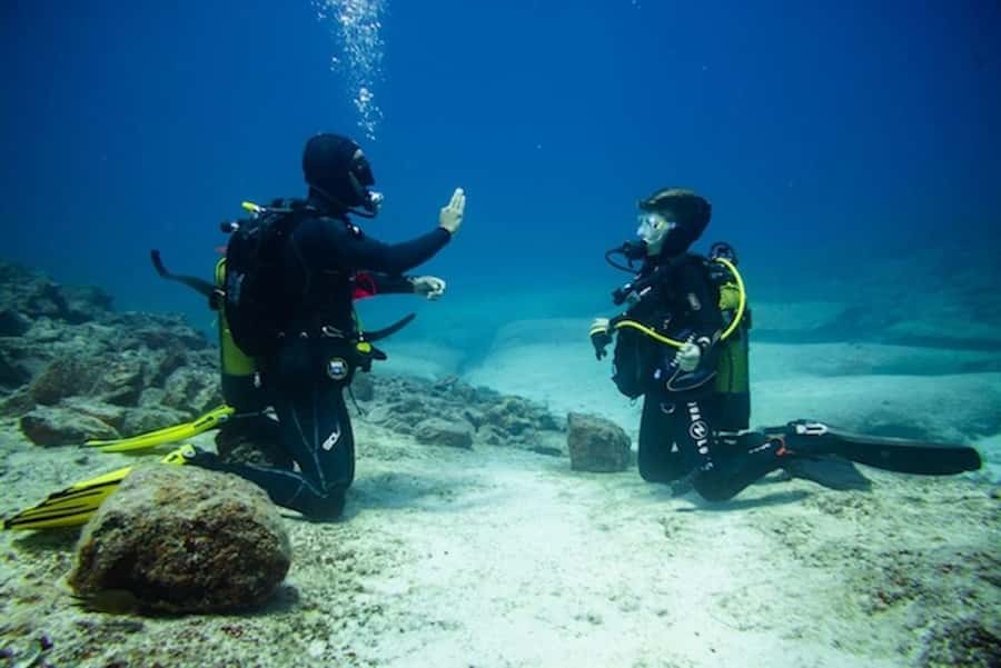 PADI Discover Scuba Diving: at Hol Chan Marine Reserve - What your $275 covers