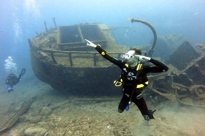 PADI Open Water Course in Costa Adeje - Safety, confidence, and the busy-water problem