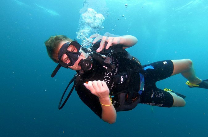 PADI Open Water Diver Course in Koh Phangan - Price and overall value at $451.04