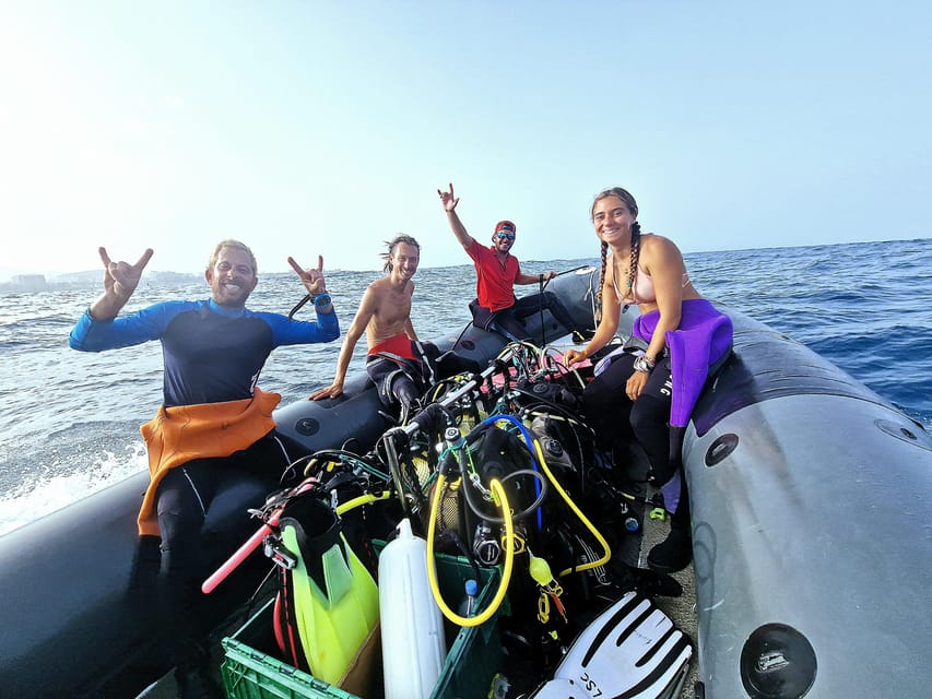 PADI Open Water Diving Course Tenerife - Starting with theory before entering the water