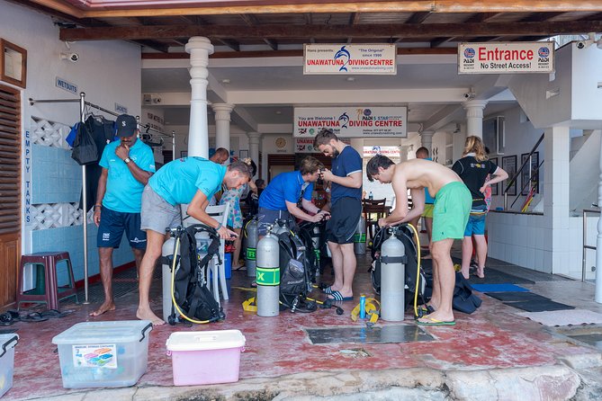 PADI Scuba Diver Course - Meeting Point, Transport, and the Negombo Question