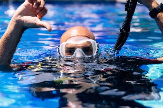 PADI Scuba Lesson and Shore Dive in Maui - The first 30 minutes: paperwork and clear instruction