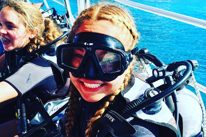 PADI / SSI Open Water Certification - Why the eight-person limit matters