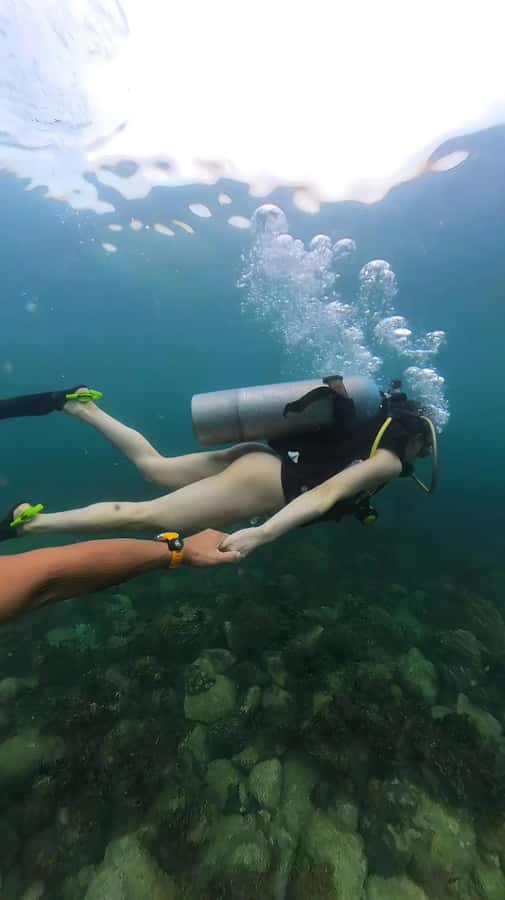 Pattaya: Snorkeling or Beginner Scuba Diving Tour with lunch - Lunch, boat time, and the part between water sessions