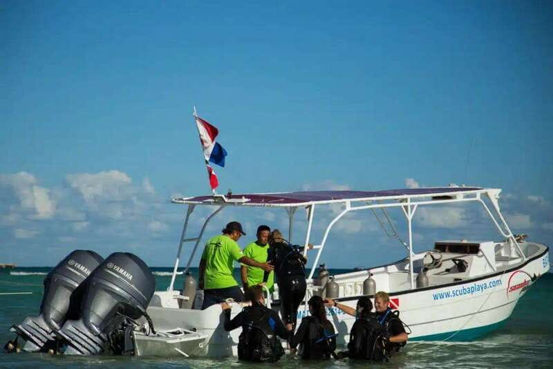 Playa del Carmen: Discovery Scuba Diving - Non Certified - Reaching Playa del Carmen’s local reefs