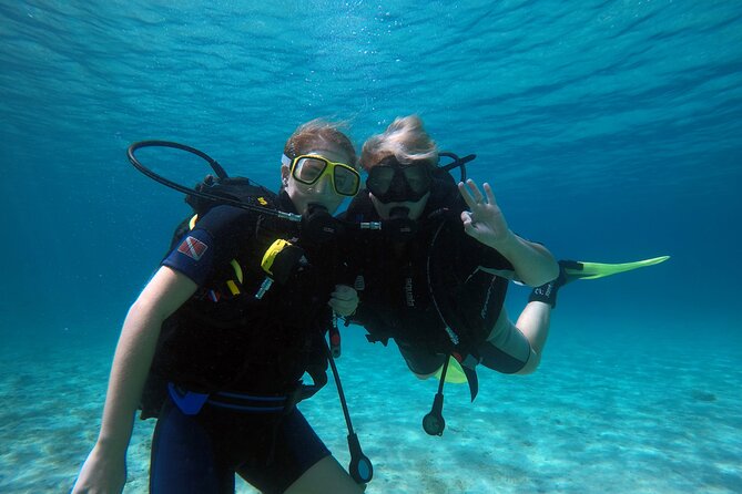 Private Discover Scuba Diving for Beginners in Athens with Pickup - How the 4.9 rating fits the actual offering