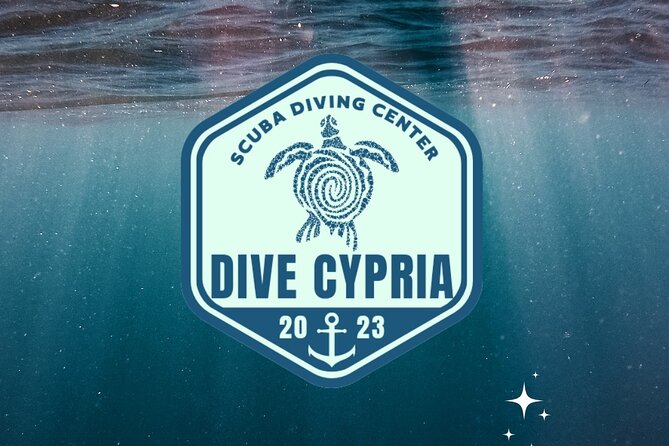 Private Discovery Scuba Diving with Sea Turtles - Safety comes before the turtle search