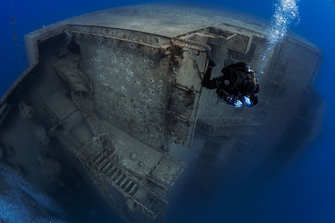 Private Diving at Zenobia Wreck in Larnaka - Equipment, boat comfort, and the diver lift