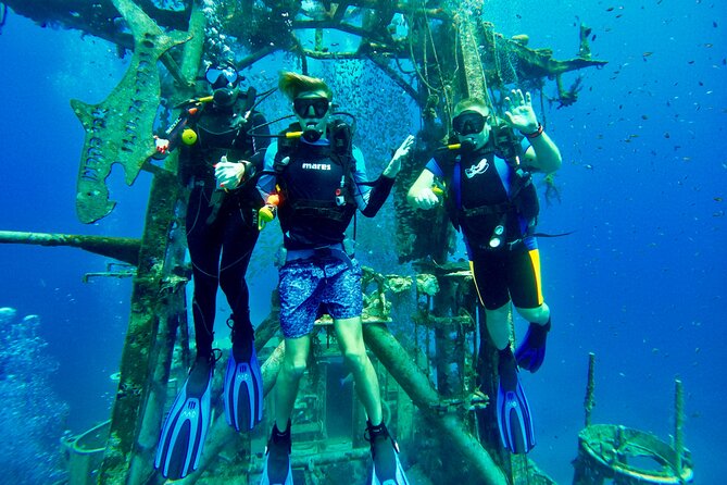 Private Scuba Diving Tour with Transportation and Guide - Getting ready with a private guide