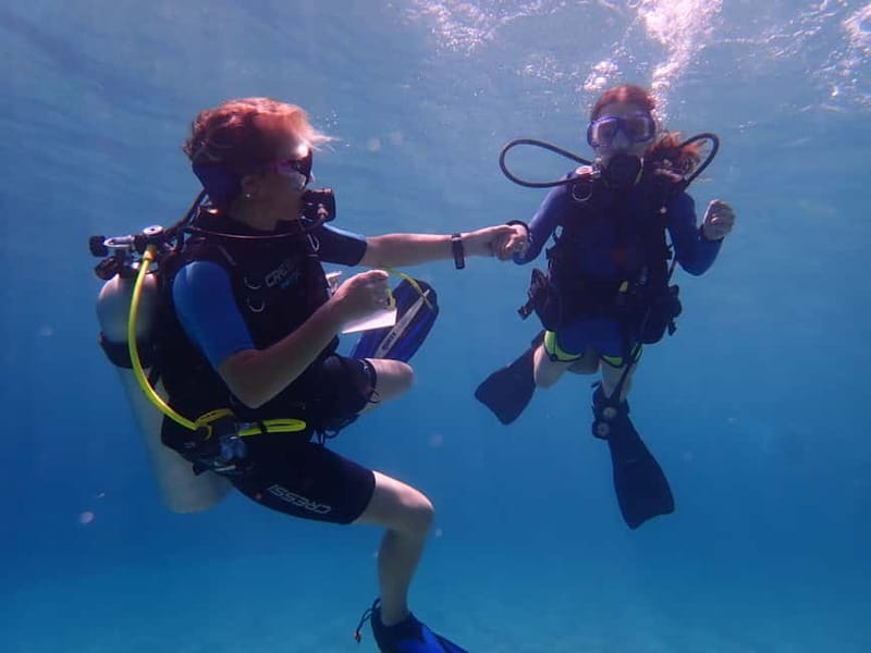 Protaras: Bubblemaker Diving Course & 2-Meter Dive - The 20-minute lesson and equipment fitting