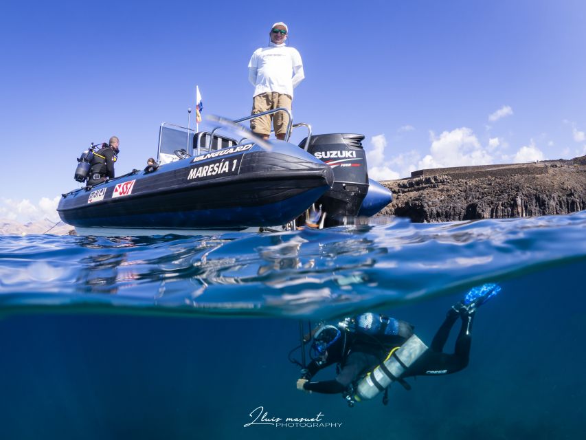 Puerto del Carmen: 2 Guided Scuba Dives (certified only) - After the second session