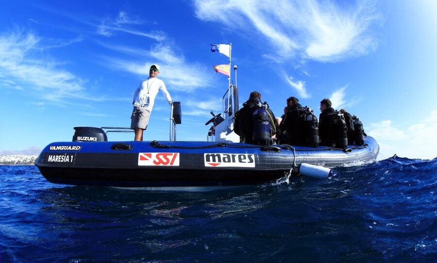 Puerto del Carmen: Guided Scuba Dive (certified only) - What the Puerto del Carmen outing is really like