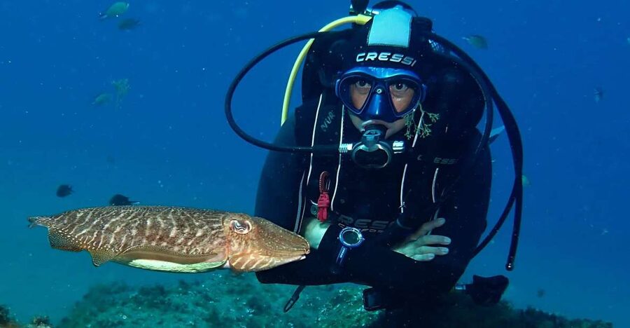 Puerto Del Carmen: Try Scuba Diving with 2 Dives and Photos - First descent: a calm start at 6 metres