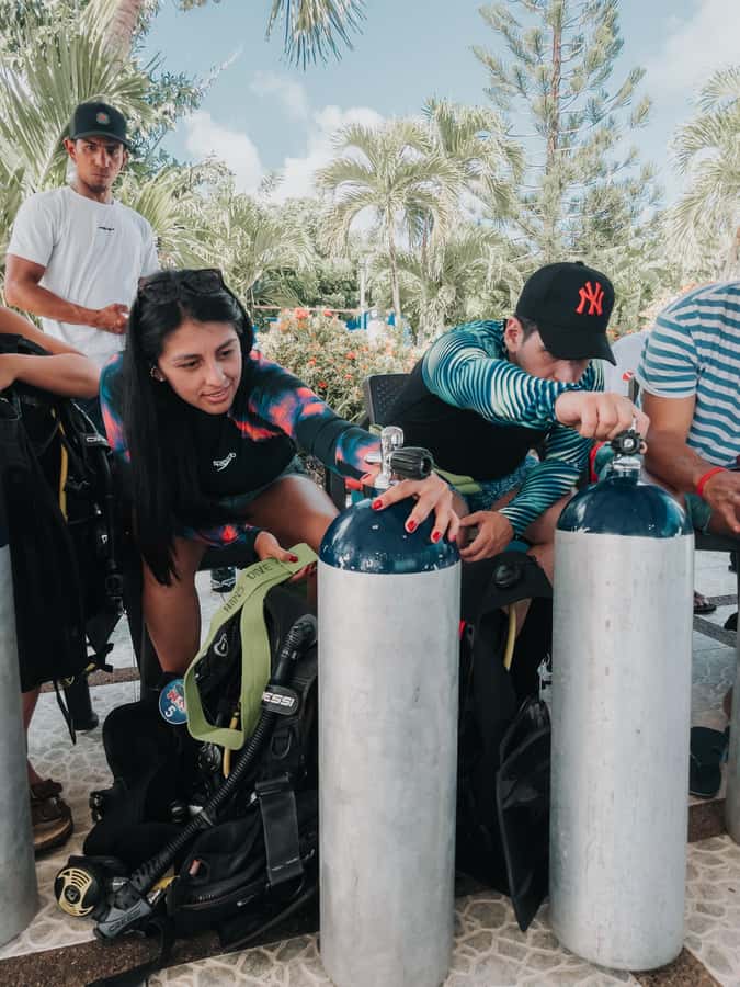 San Andres: Scuba Diving Experience with Hotel Pickup - The $50 price delivers solid value