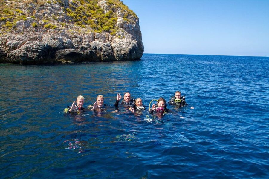 Santa Ponsa: Try Scuba Diving in a Marine Reserve - What the two-hour marine session feels like