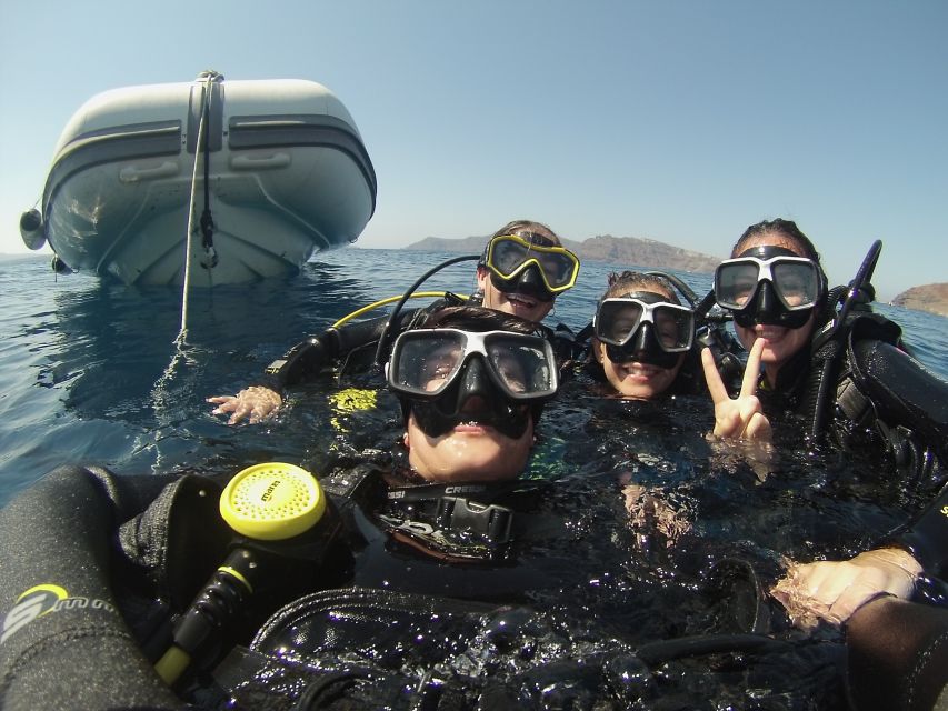Santorini: Scuba Diving Experience for Beginners - The briefing: equipment, signals, and safety