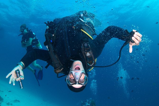 Scuba Dive in Koh Lanta, Thailand - What is included in the boat day