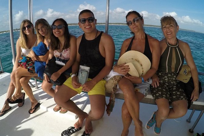 Scuba Diving at Catalina Island - 2 tank - for Certified Divers - The 7:00 a.m. pickup from Punta Cana
