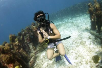 Scuba diving at MUSA the underwater museum for certified divers