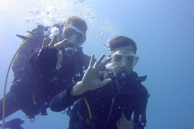 Scuba Diving Experience at Arguineguin and Puerto Rico - The Briefing Comes Before The Water