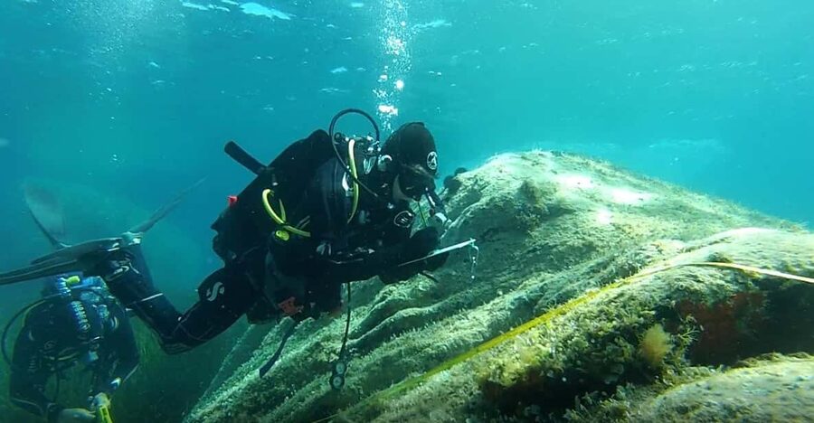 Scuba diving experience in La Maddalena : Baptism of the sea - Who will enjoy this experience most