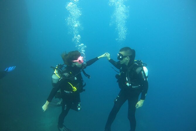 Scuba Diving Experience in Santorini - What the 35 to 40 minute underwater session feels like