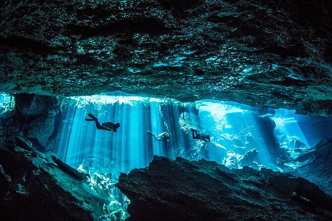 Scuba Diving in Cenote Kukulkan from Playa del Carmen - Two Routes, Two Underwater Views